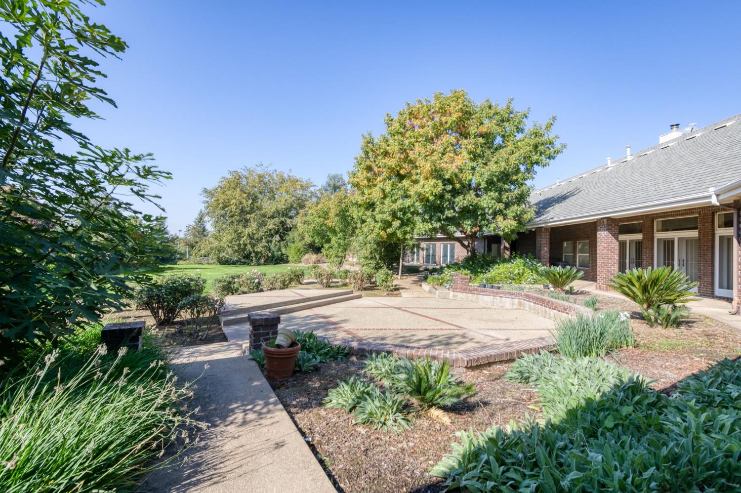 4715 E Copper Avenue, Clovis, CA, 93619