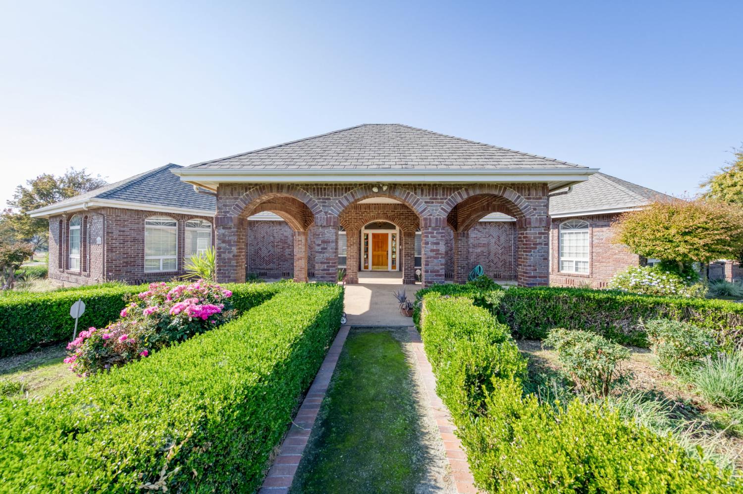 4715 E Copper Avenue, Clovis, CA, 93619