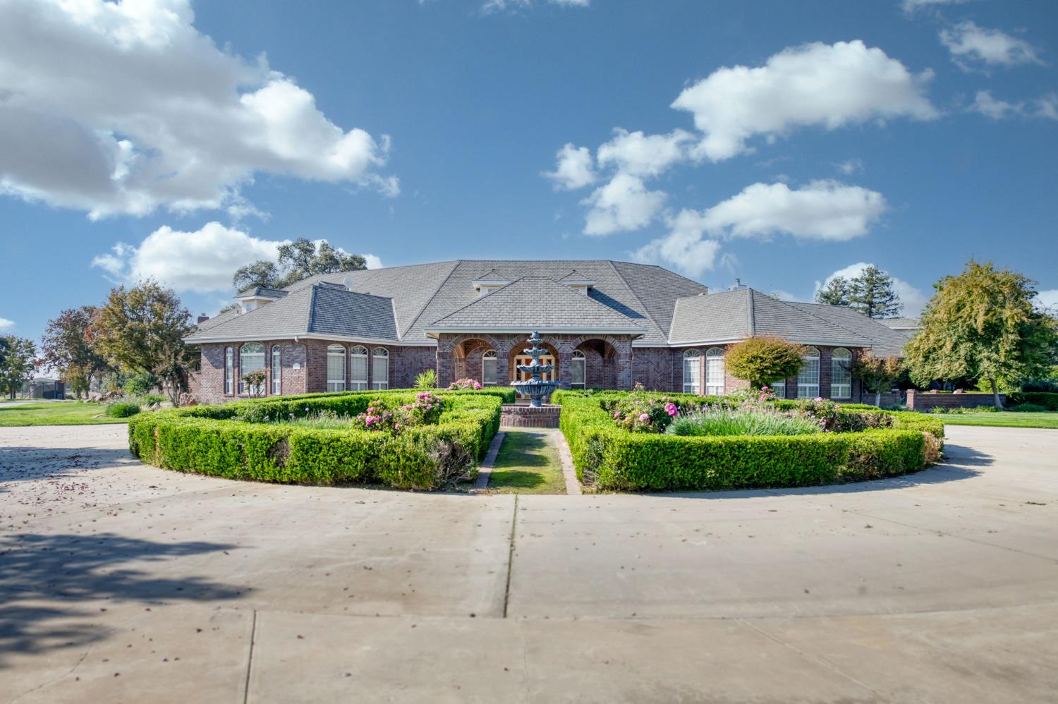 4715 E Copper Avenue, Clovis, CA, 93619