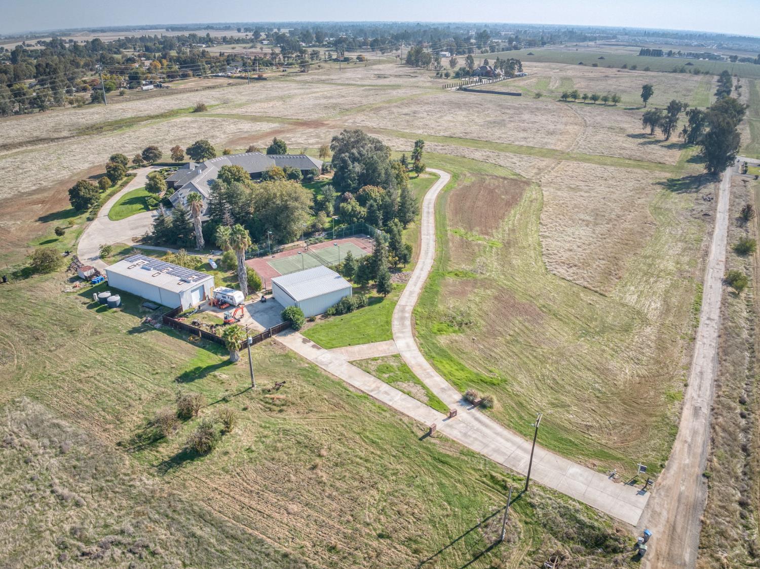 4715 E Copper Avenue, Clovis, CA, 93619