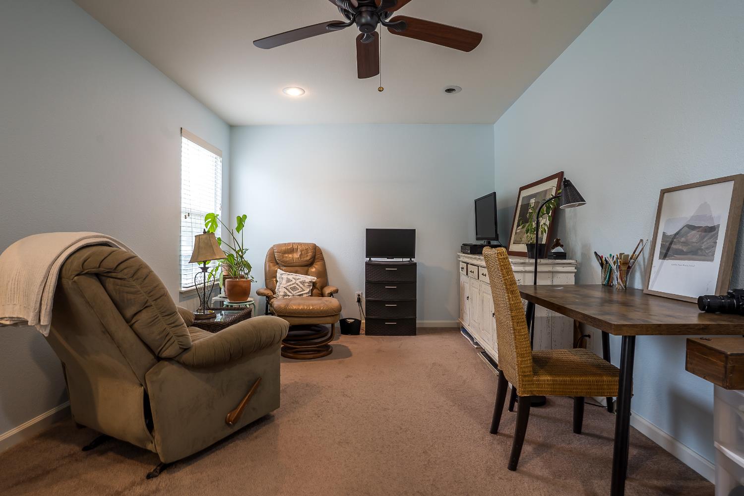 233 N College Avenue, Fresno, CA, 93701