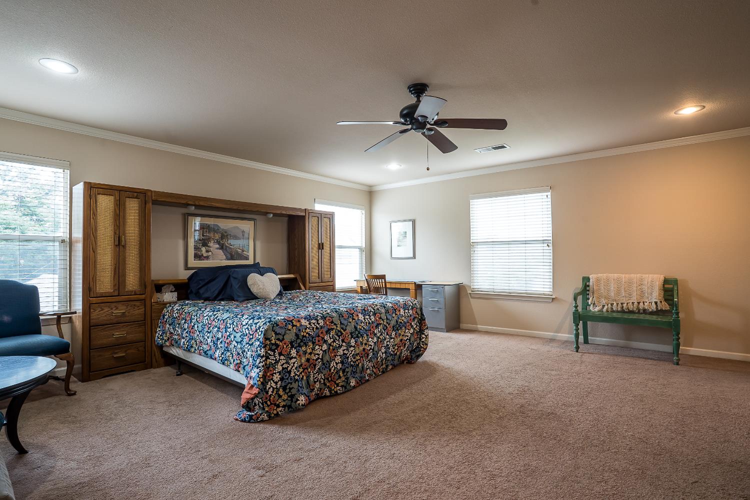 233 N College Avenue, Fresno, CA, 93701