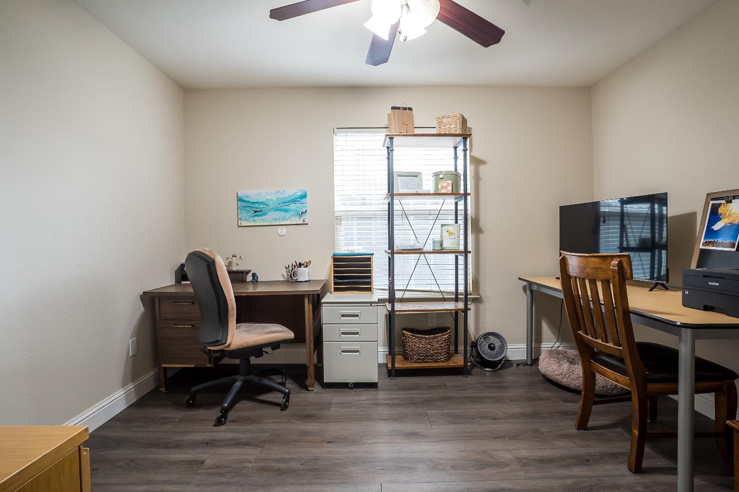 233 N College Avenue, Fresno, CA, 93701