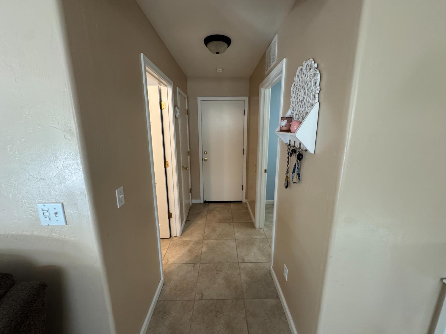 6349 E Braly Avenue, Fresno, CA, 93727