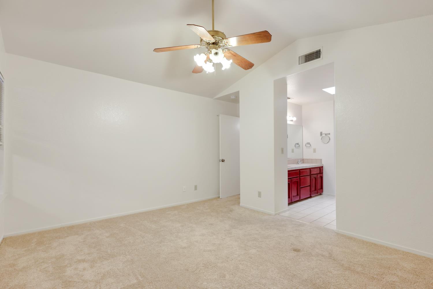 503 E Alluvial Avenue UNIT&nbsp;102, Fresno, CA, 93720