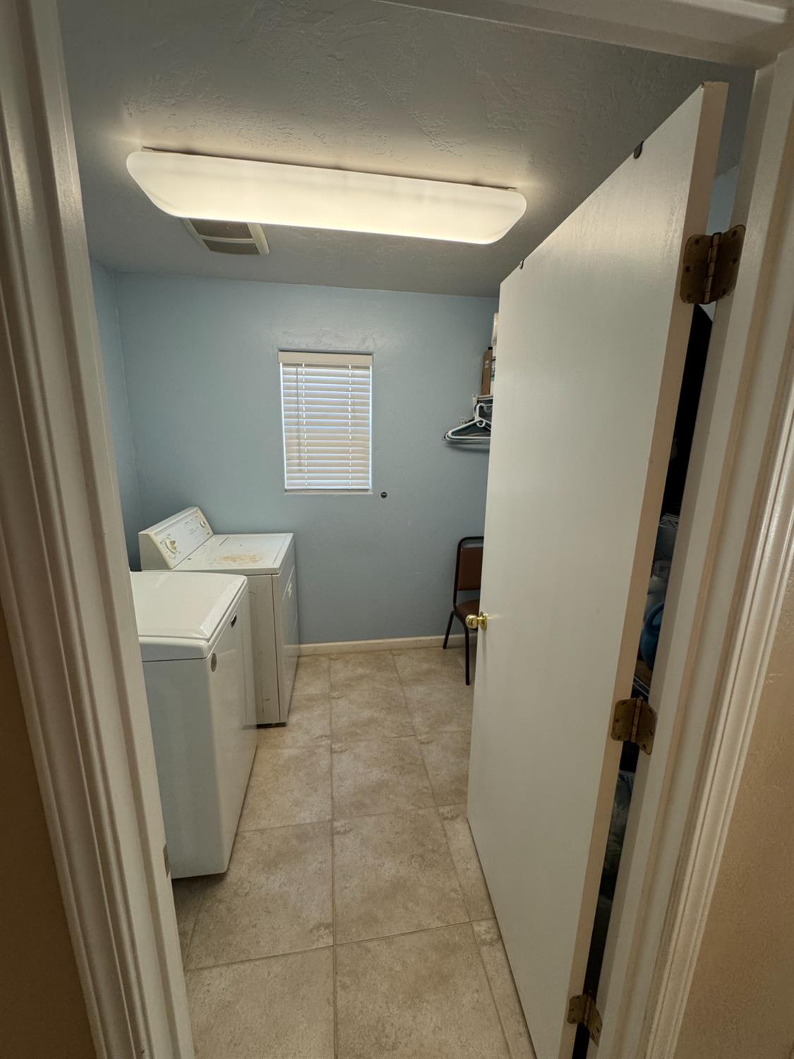 6349 E Braly Avenue, Fresno, CA, 93727