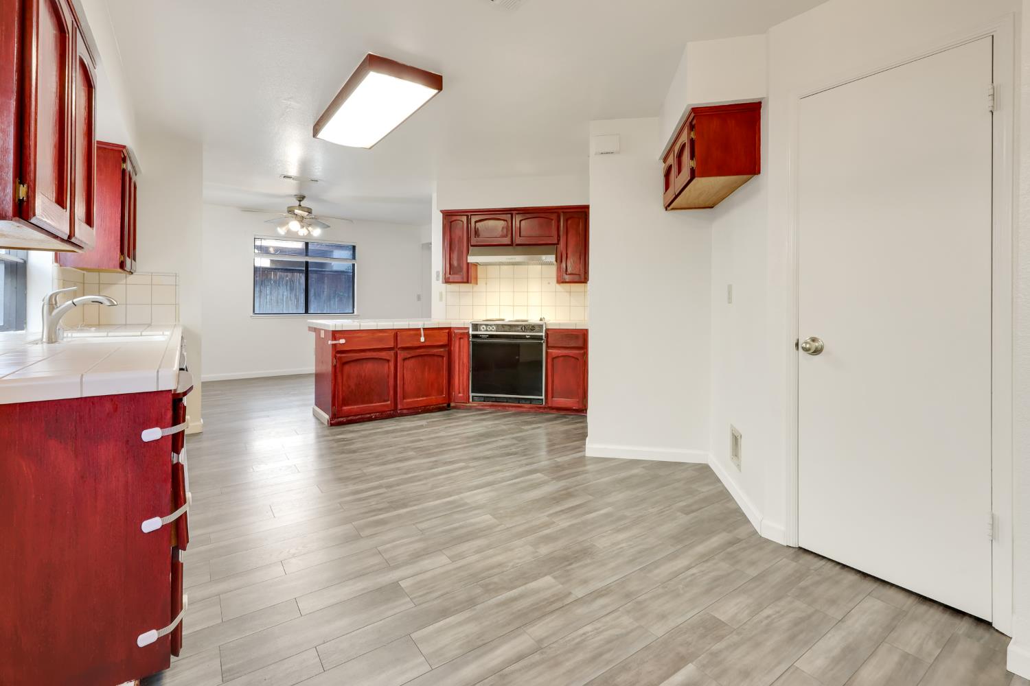503 E Alluvial Avenue UNIT&nbsp;102, Fresno, CA, 93720