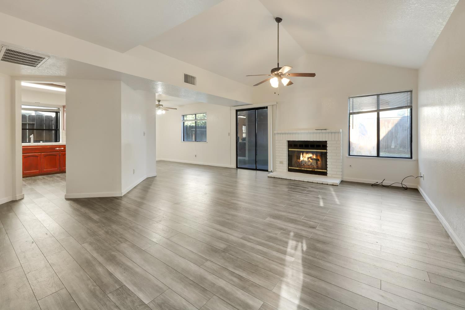 503 E Alluvial Avenue UNIT&nbsp;102, Fresno, CA, 93720