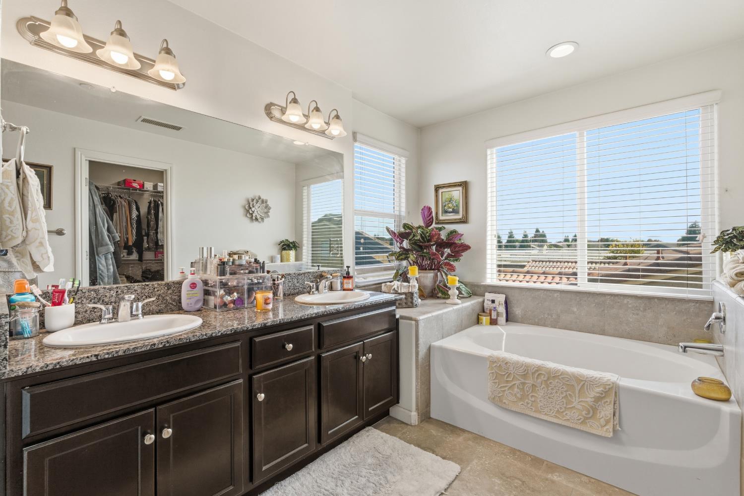 2449 Lombard Lane, Clovis, CA, 93619