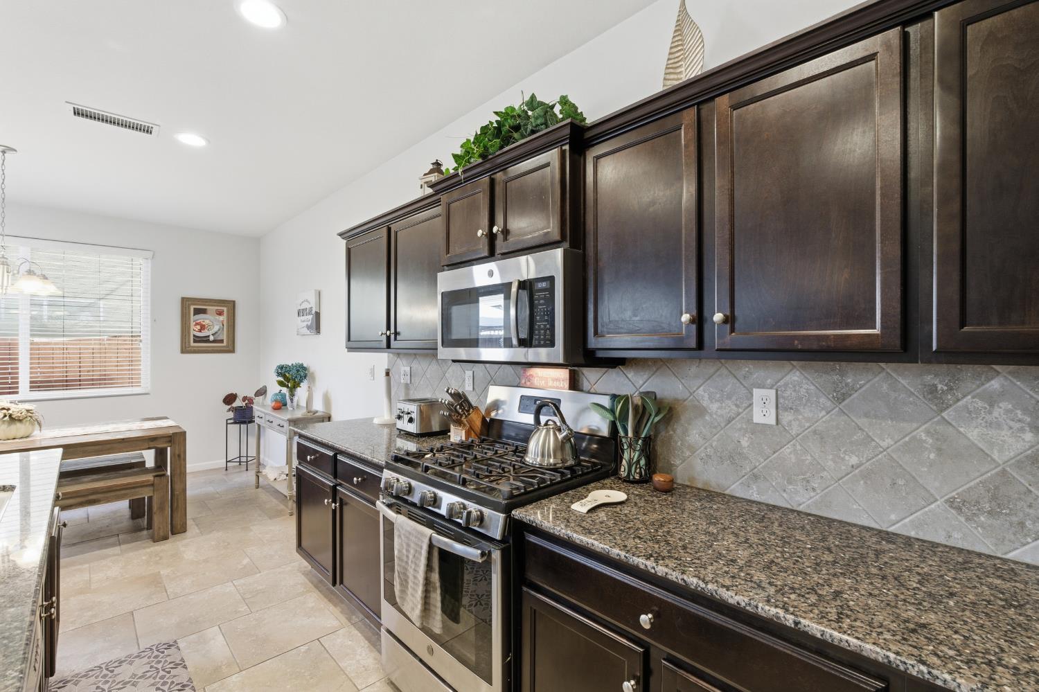 2449 Lombard Lane, Clovis, CA, 93619
