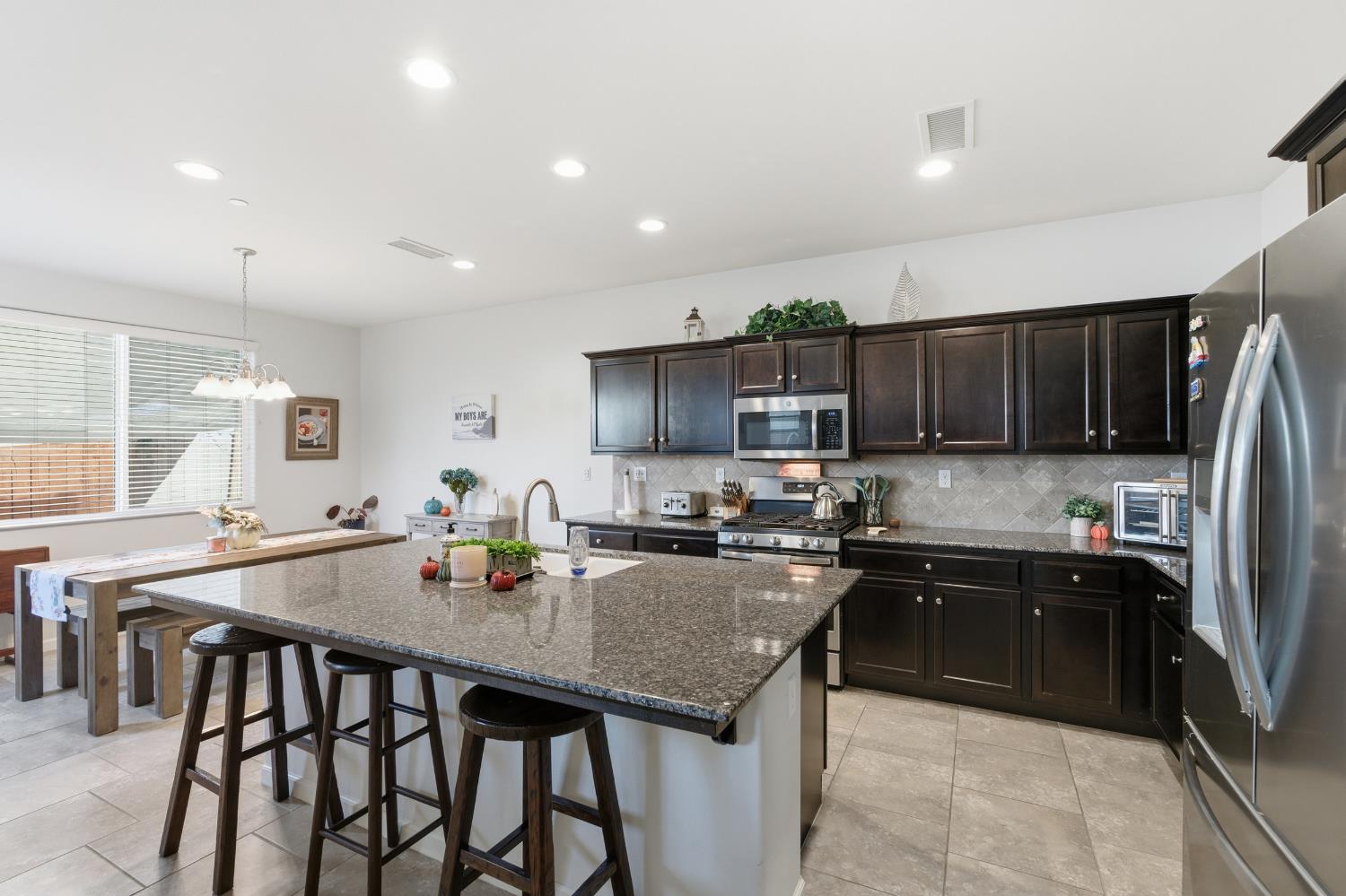 2449 Lombard Lane, Clovis, CA, 93619