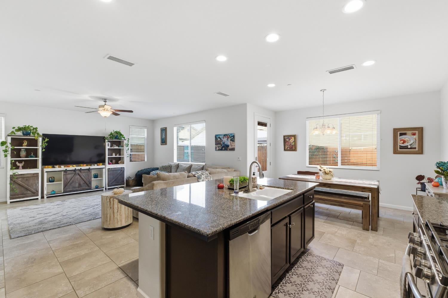 2449 Lombard Lane, Clovis, CA, 93619