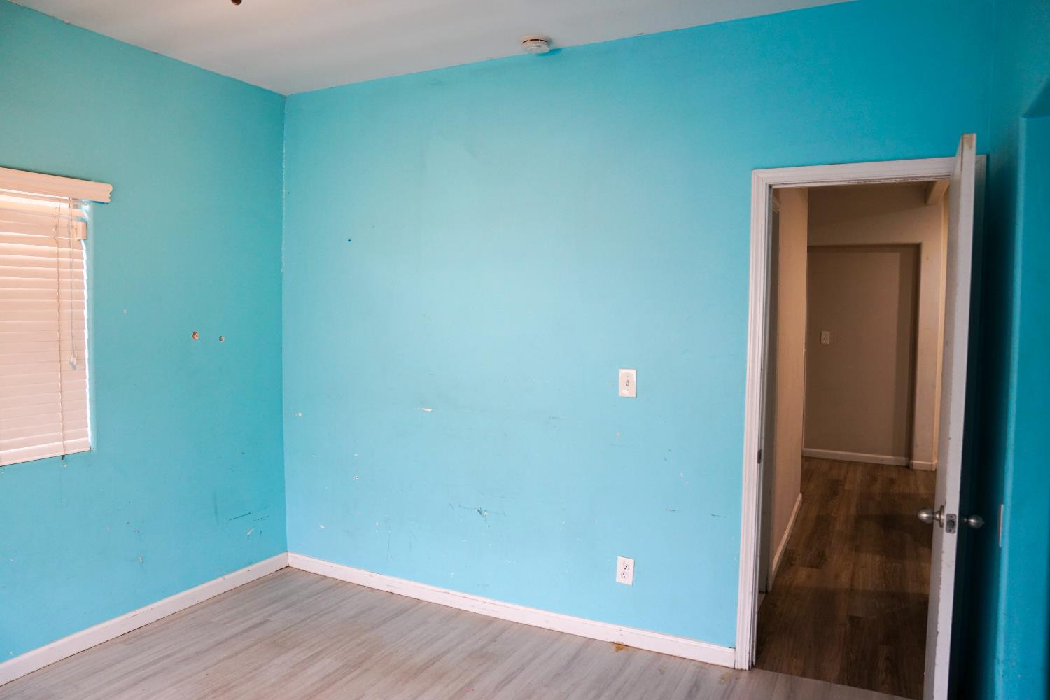 8124 S Cherry Avenue, Fresno, CA, 93725