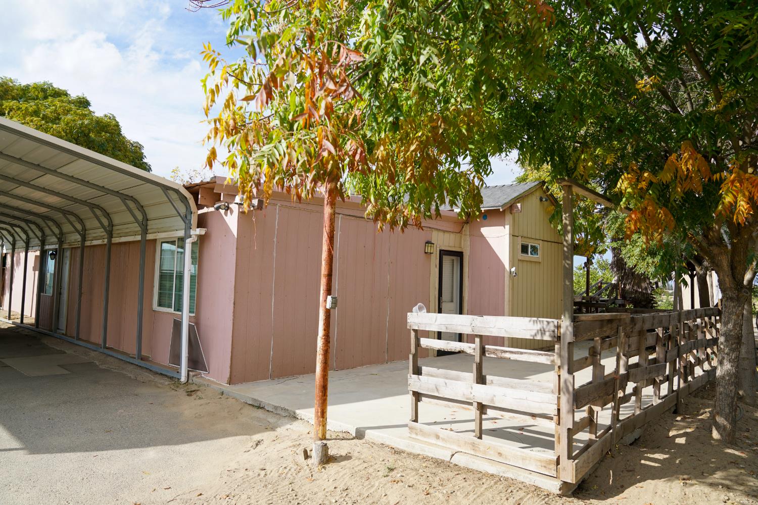 8124 S Cherry Avenue, Fresno, CA, 93725