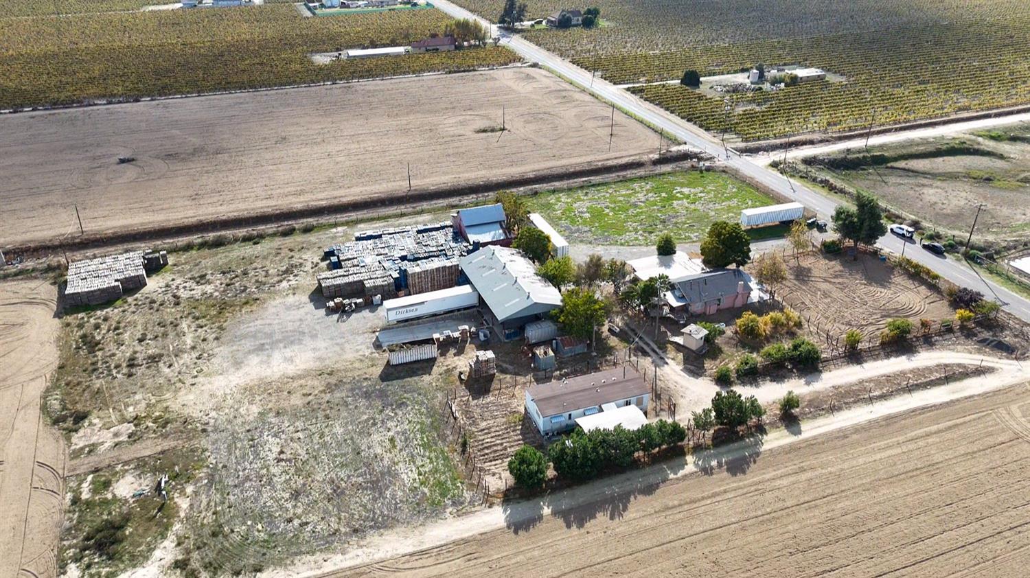 8124 S Cherry Avenue, Fresno, CA, 93725