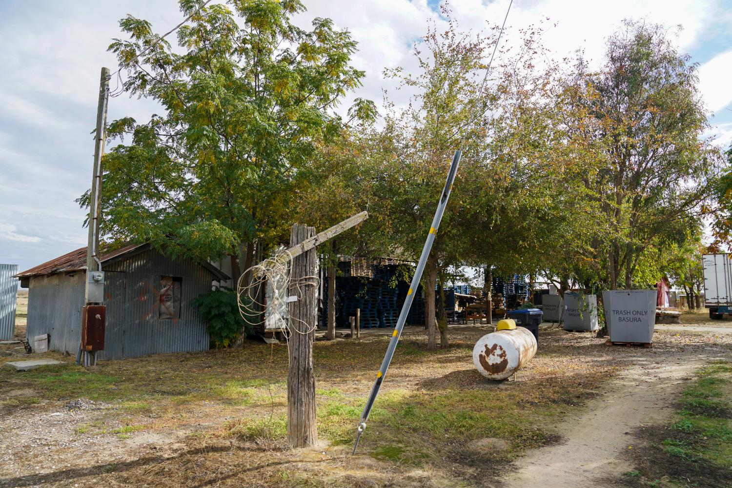 8124 S Cherry Avenue, Fresno, CA, 93725