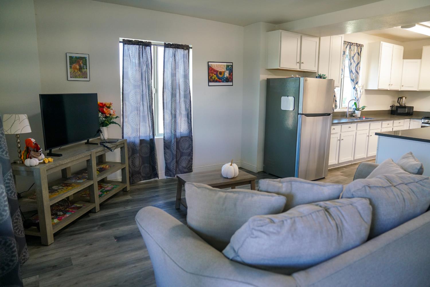 Single Family in Kingsburg - photo 3