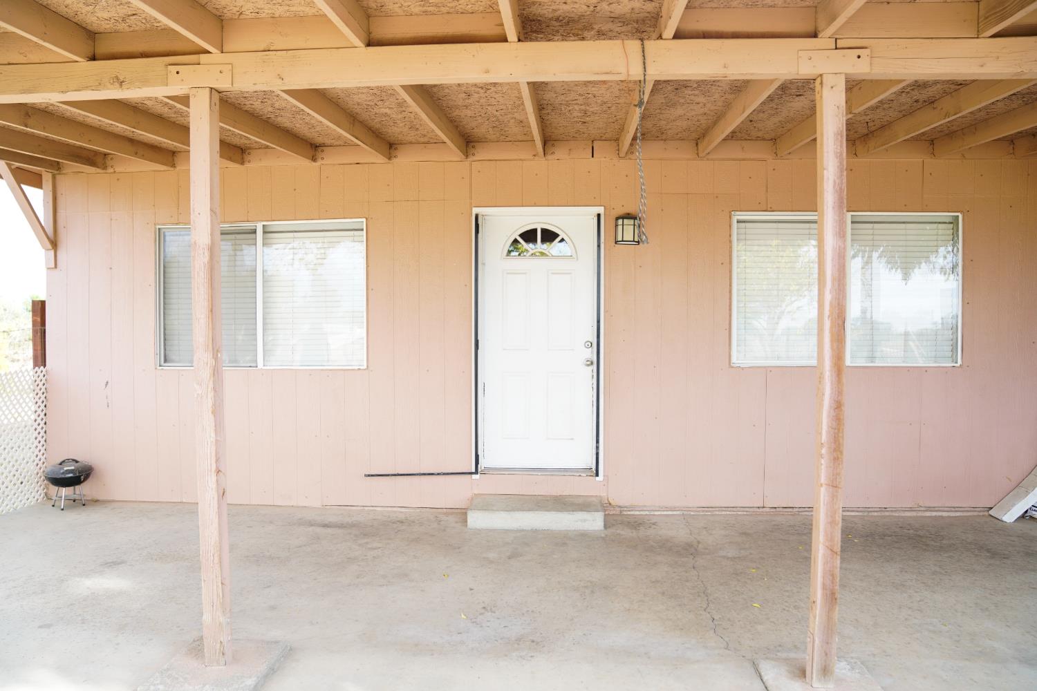 8124 S Cherry Avenue, Fresno, CA, 93725