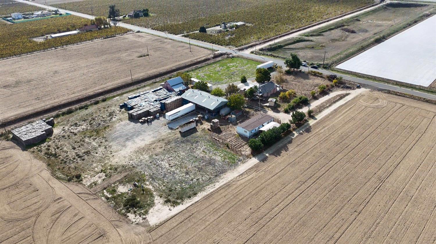 8124 S Cherry Avenue, Fresno, CA, 93725