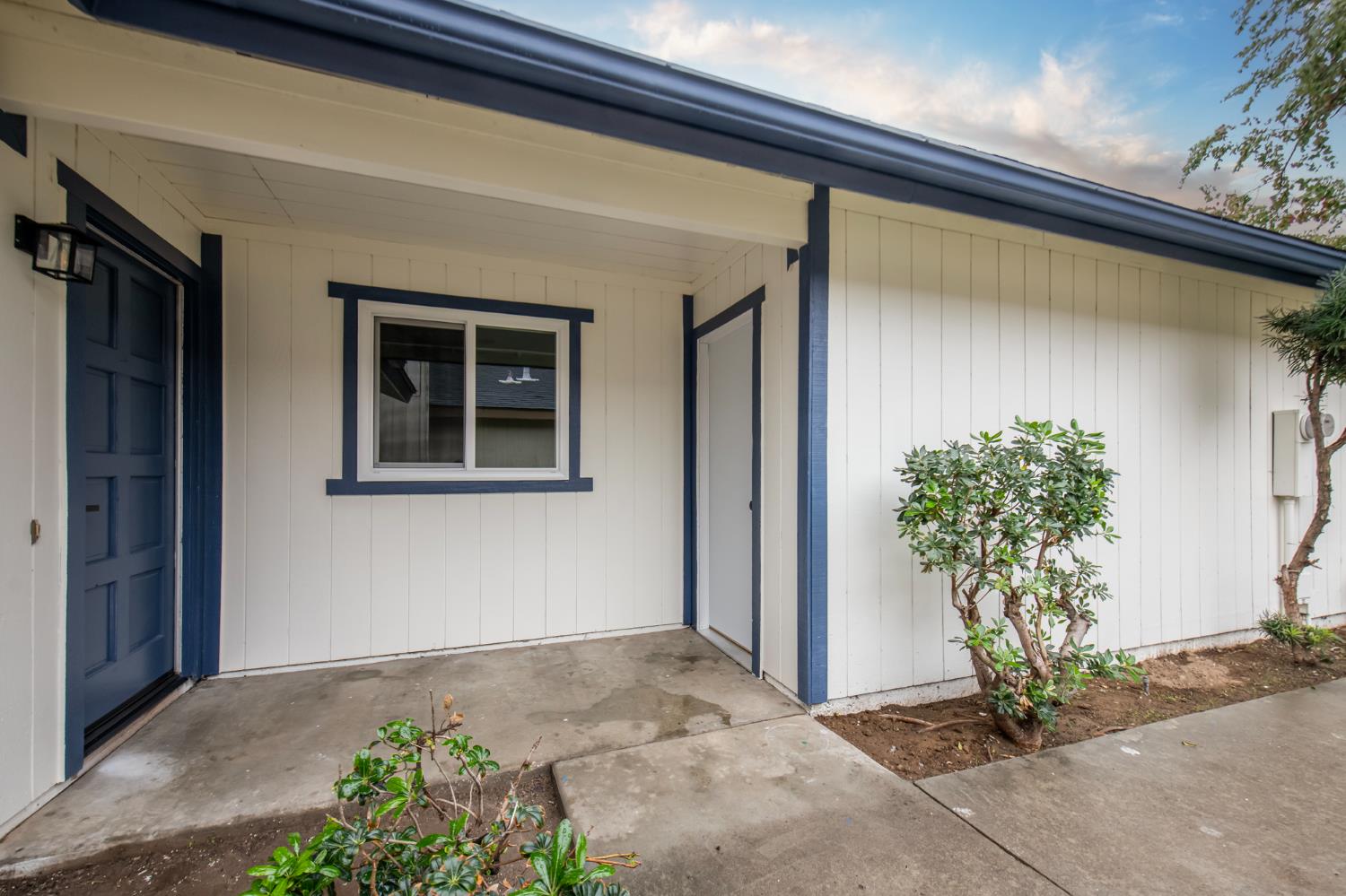 2024 N Laureen Avenue, Fresno, CA, 93703