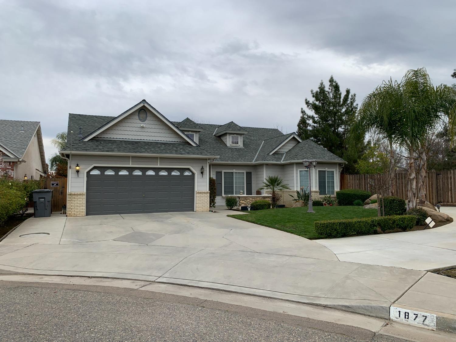 1877 E Turnberry Avenue, Fresno, CA, 93730