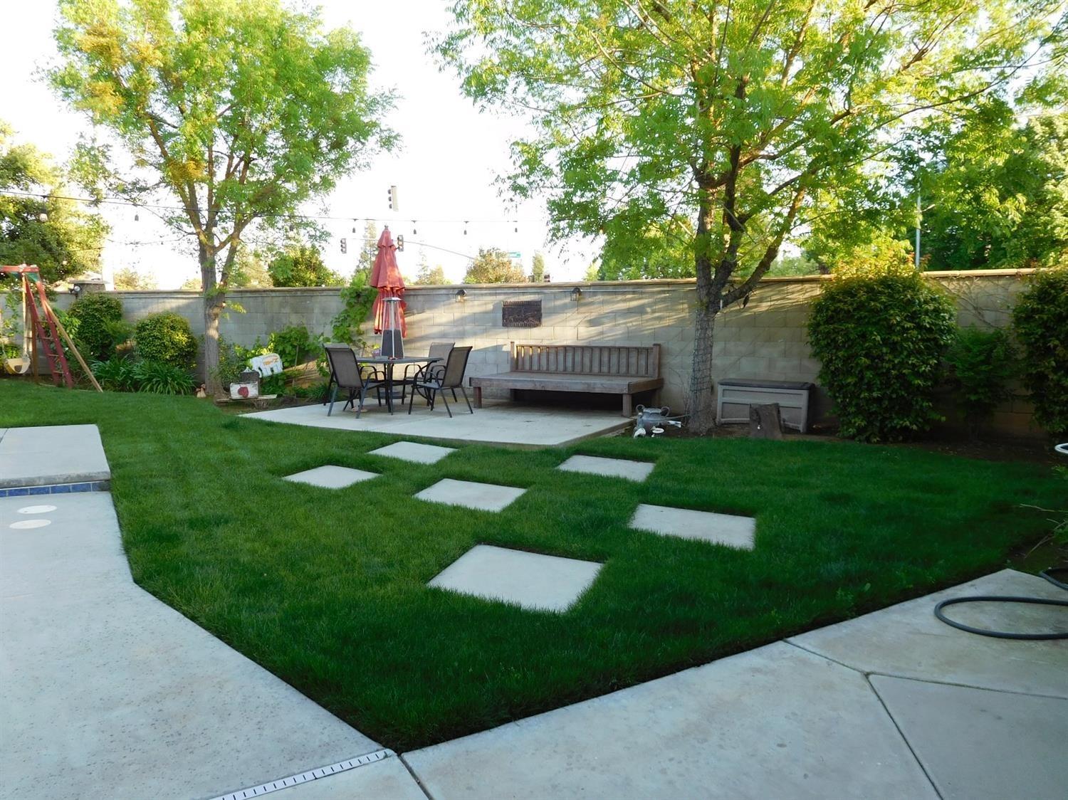 1877 E Turnberry Avenue, Fresno, CA, 93730