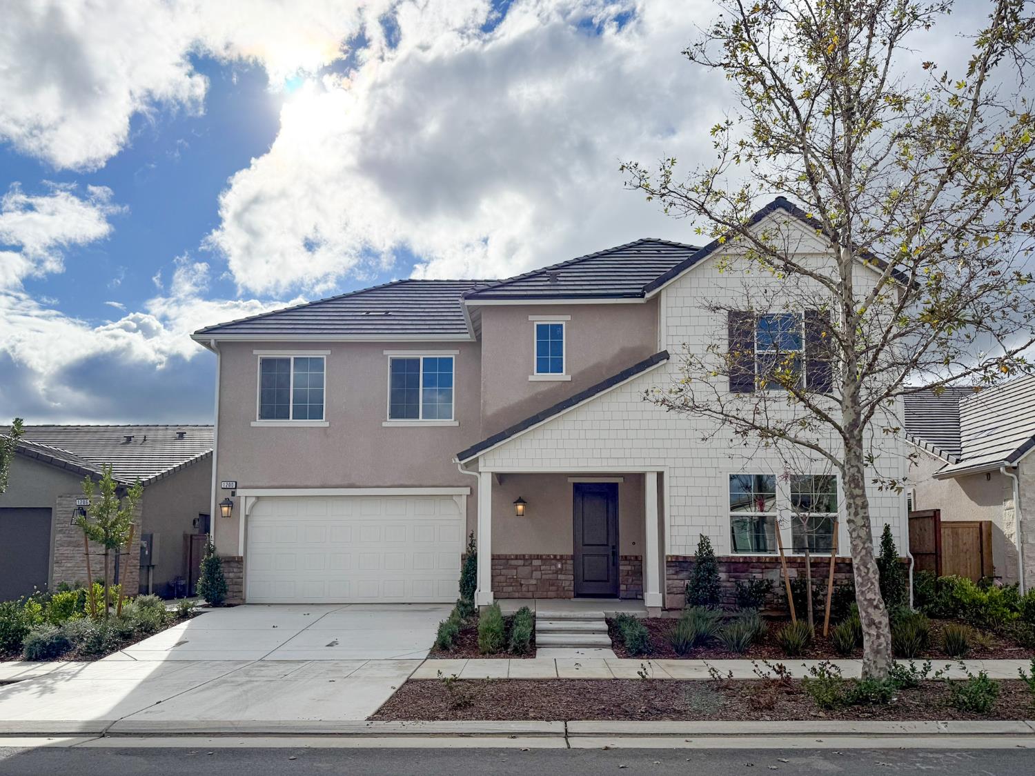 775 S Michelle Avenue, Kerman, CA, 93630