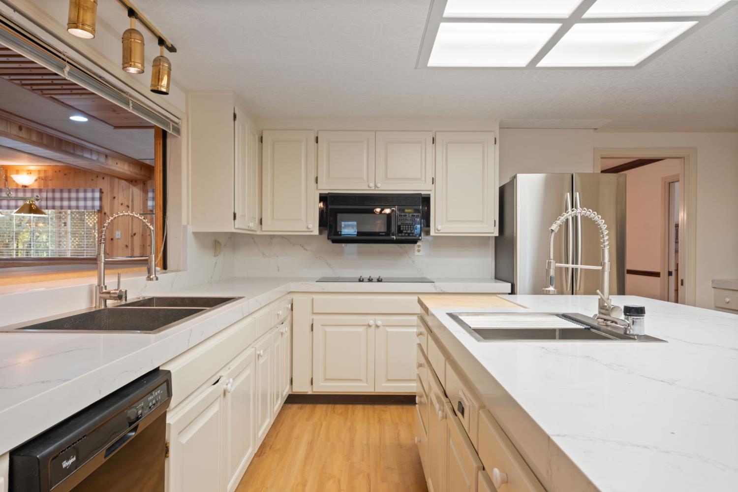 4016 Quartz Drive, Santa Rosa, CA, 95405