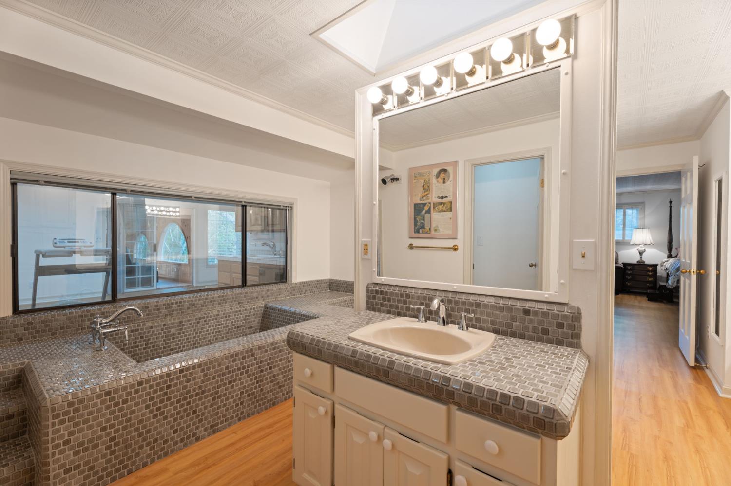 4016 Quartz Drive, Santa Rosa, CA, 95405