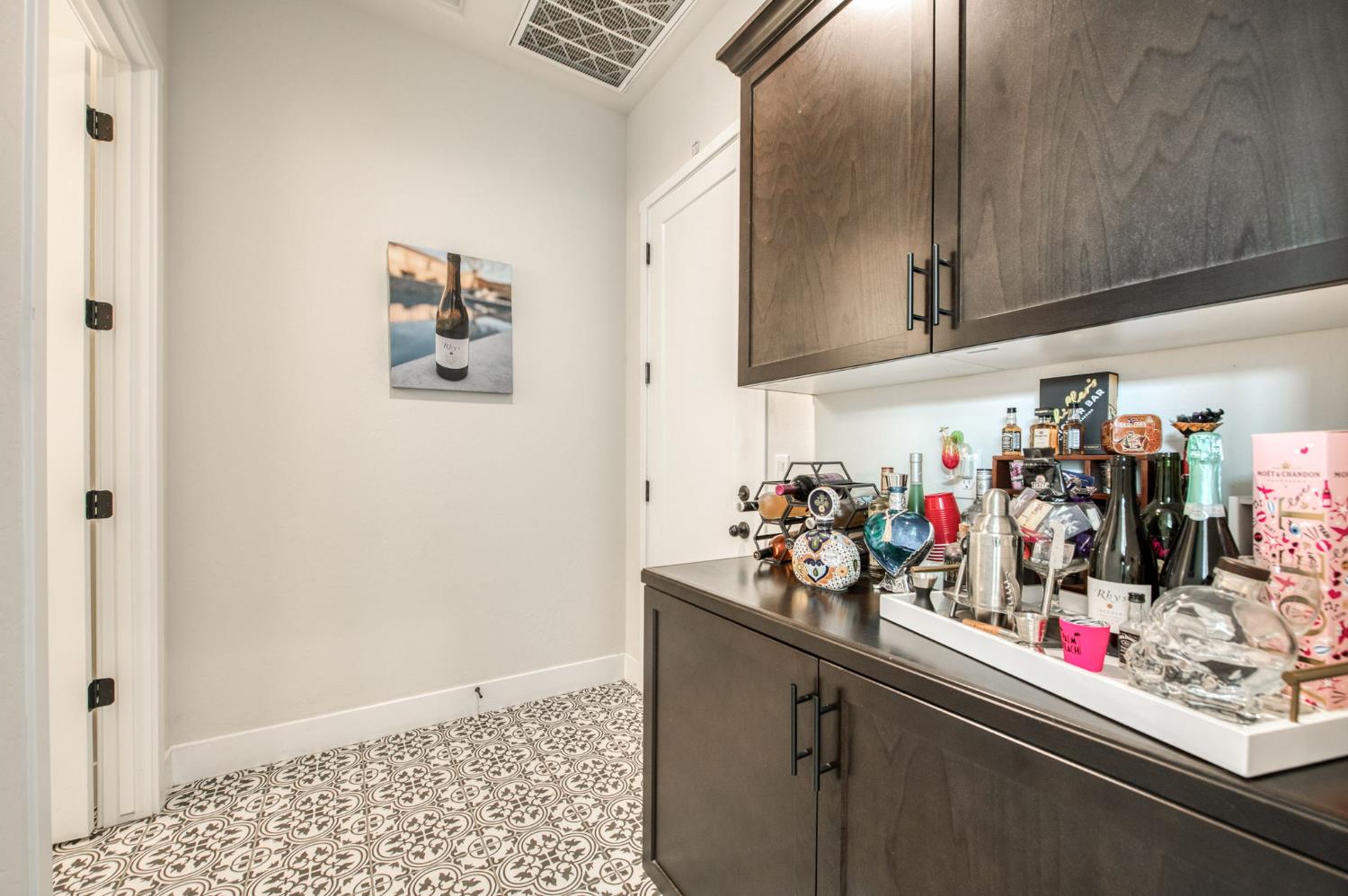 1020 Highland Road W, Madera, CA, 93636