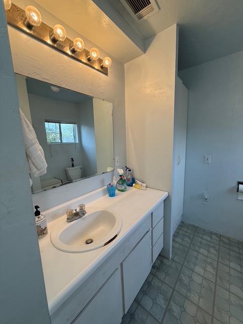 3039 E Hedges Avenue, Fresno, CA, 93703