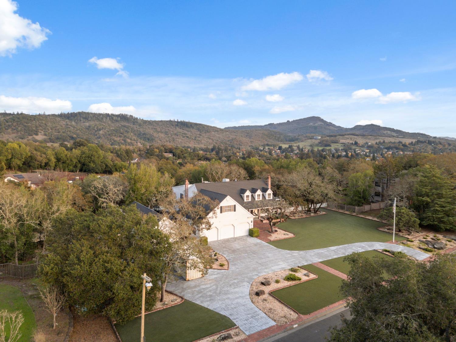 4016 Quartz Drive, Santa Rosa, CA, 95405