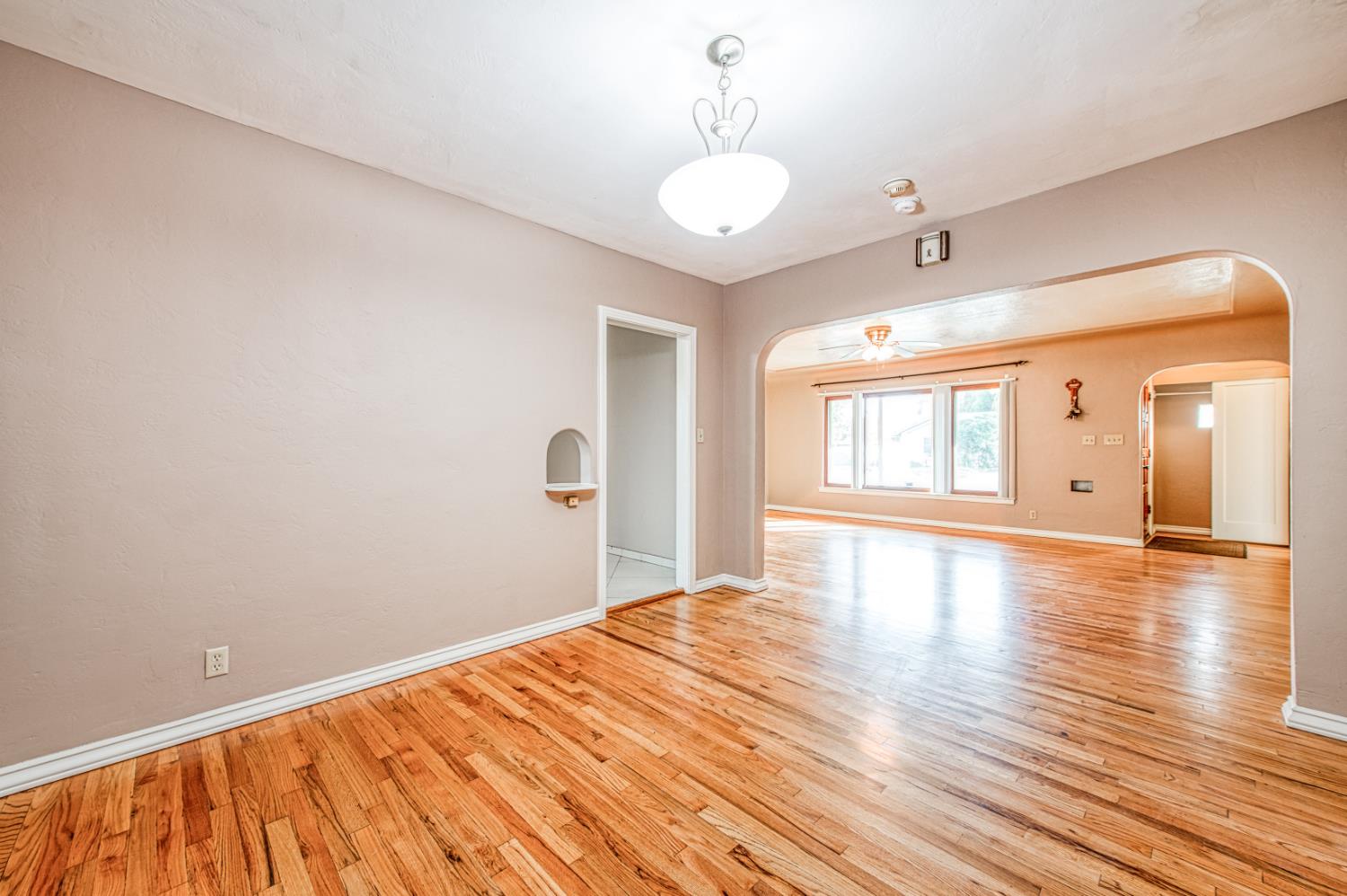 542 W Harvard, Fresno, CA, 93705