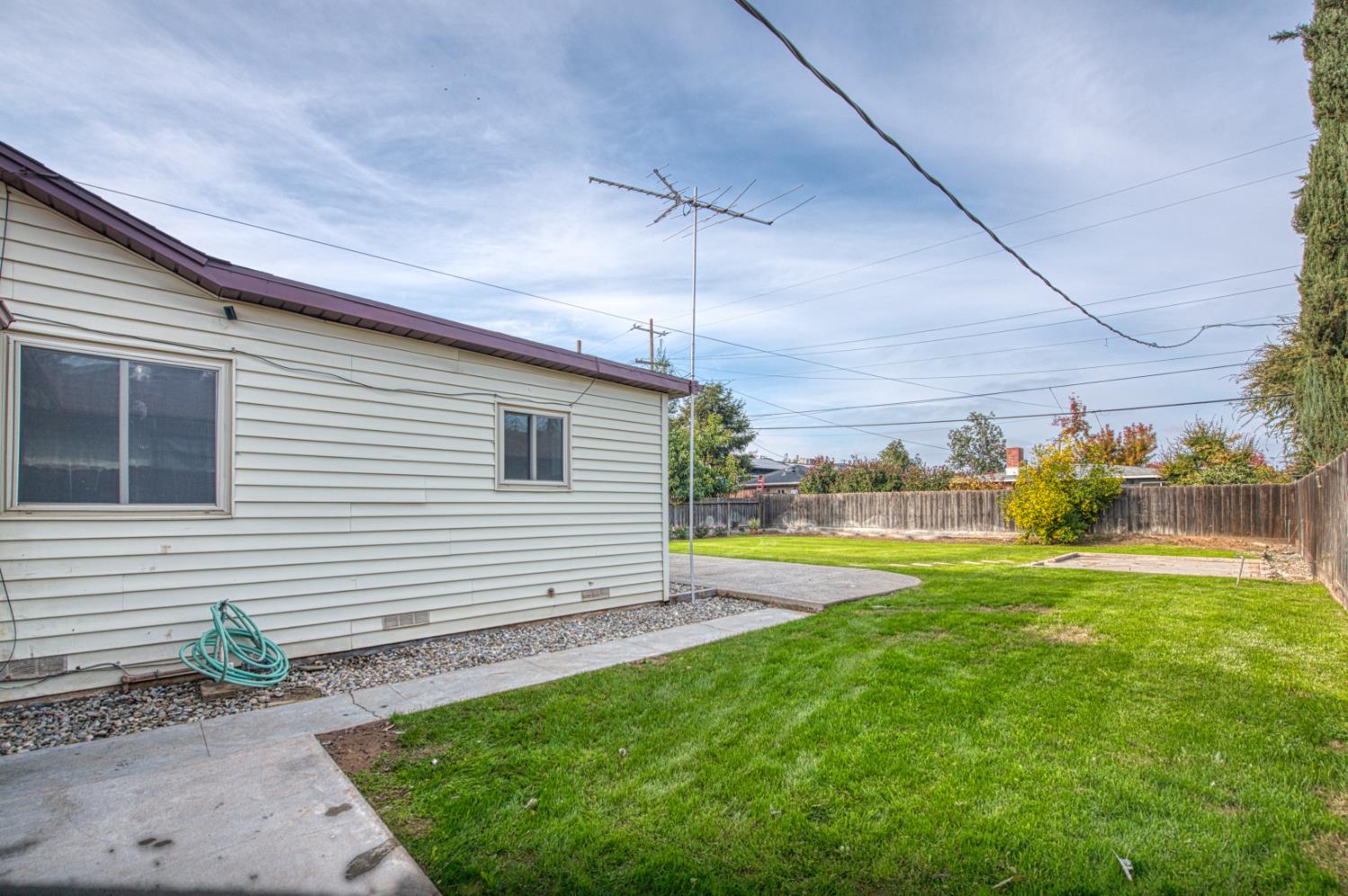 542 W Harvard, Fresno, CA, 93705
