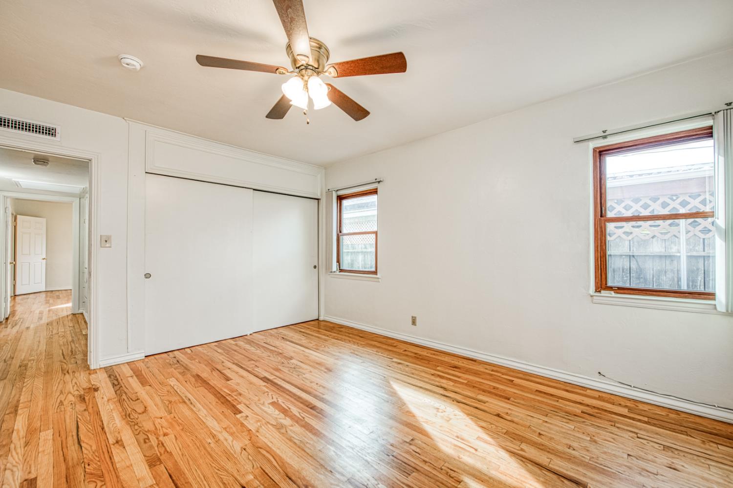 542 W Harvard, Fresno, CA, 93705