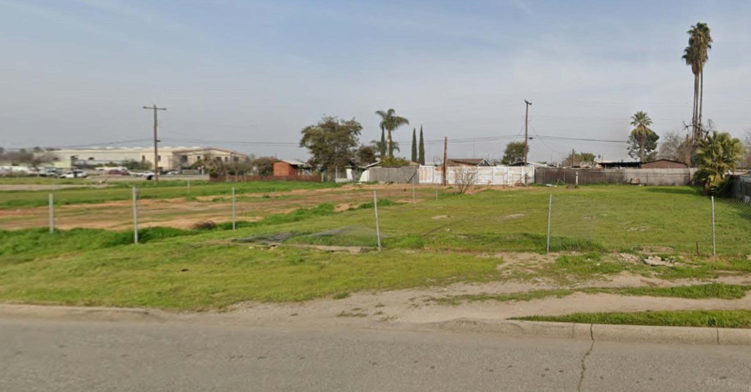Vacant Lot in Fresno - photo 2