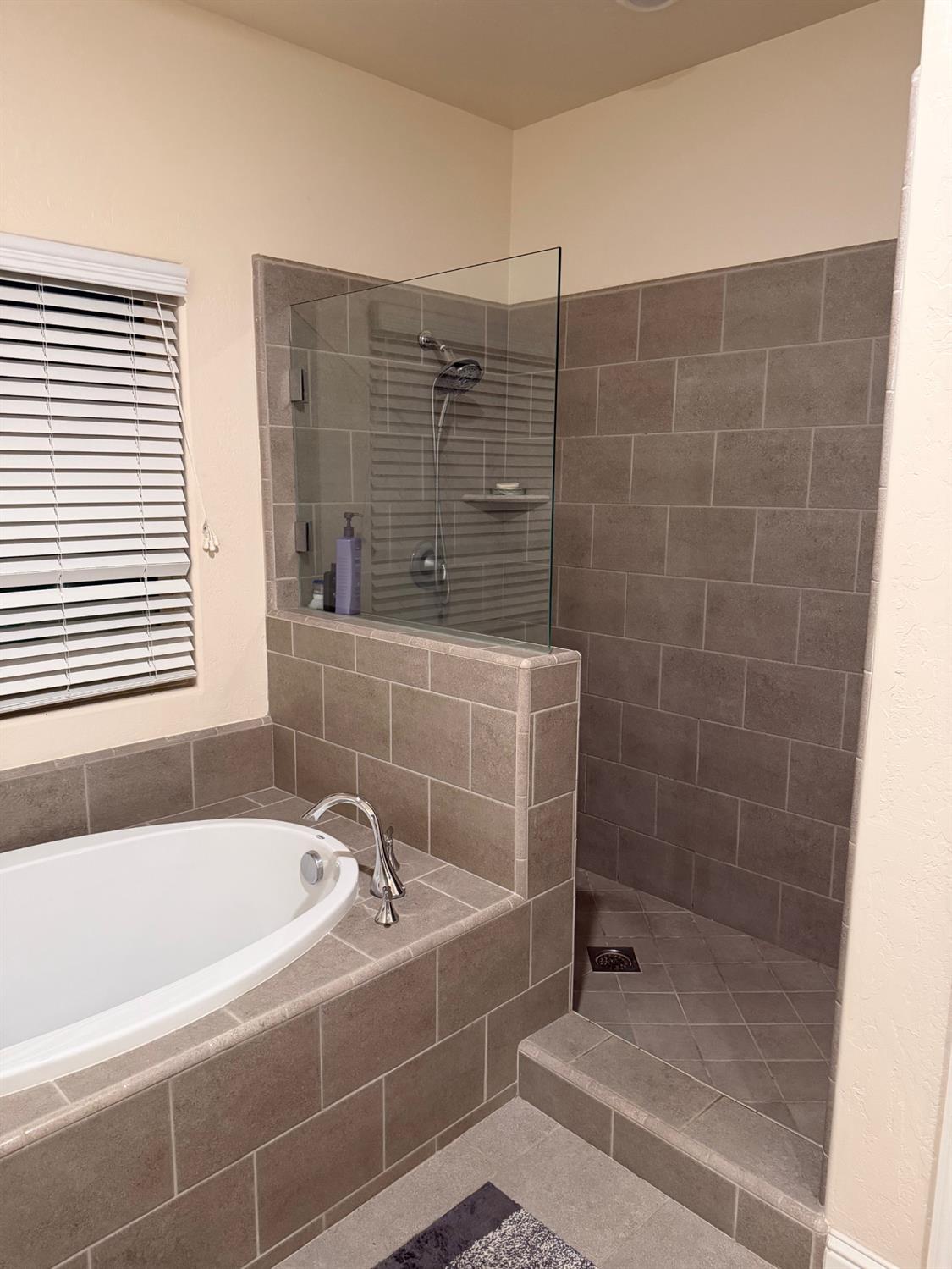 1616 N Delbert Avenue, Fresno, CA, 93722