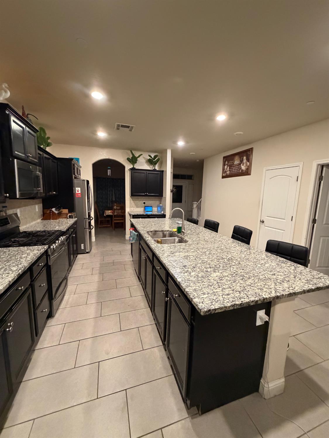 1616 N Delbert Avenue, Fresno, CA, 93722