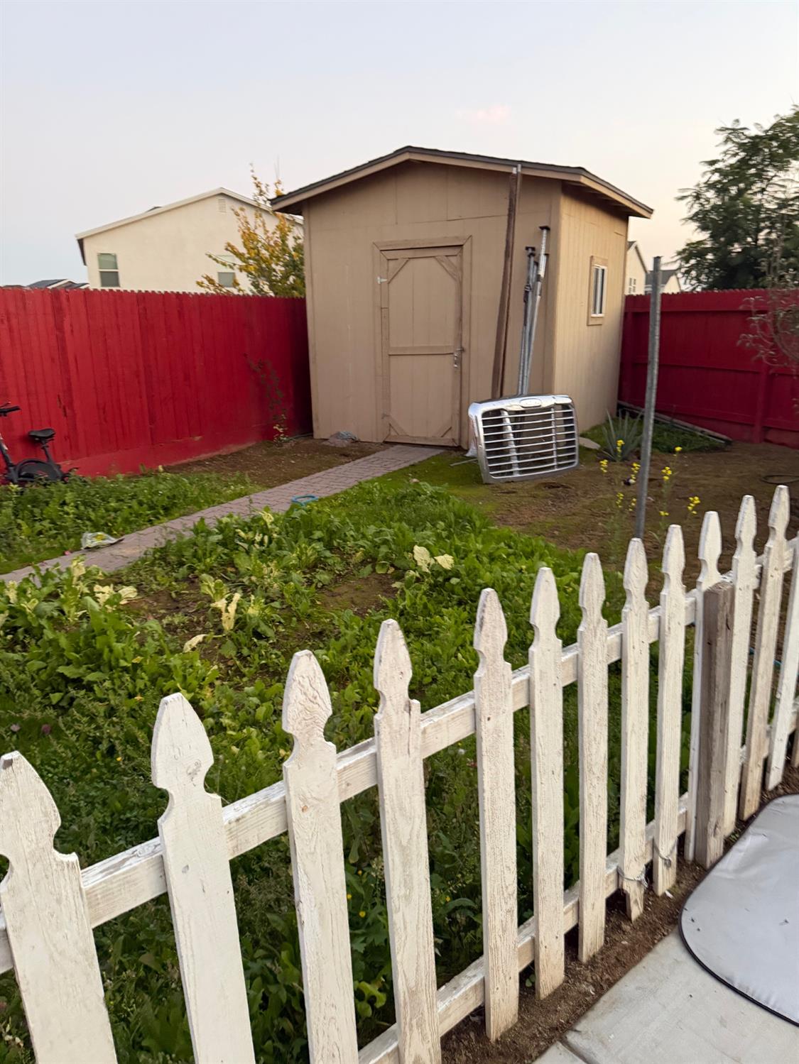 1616 N Delbert Avenue, Fresno, CA, 93722