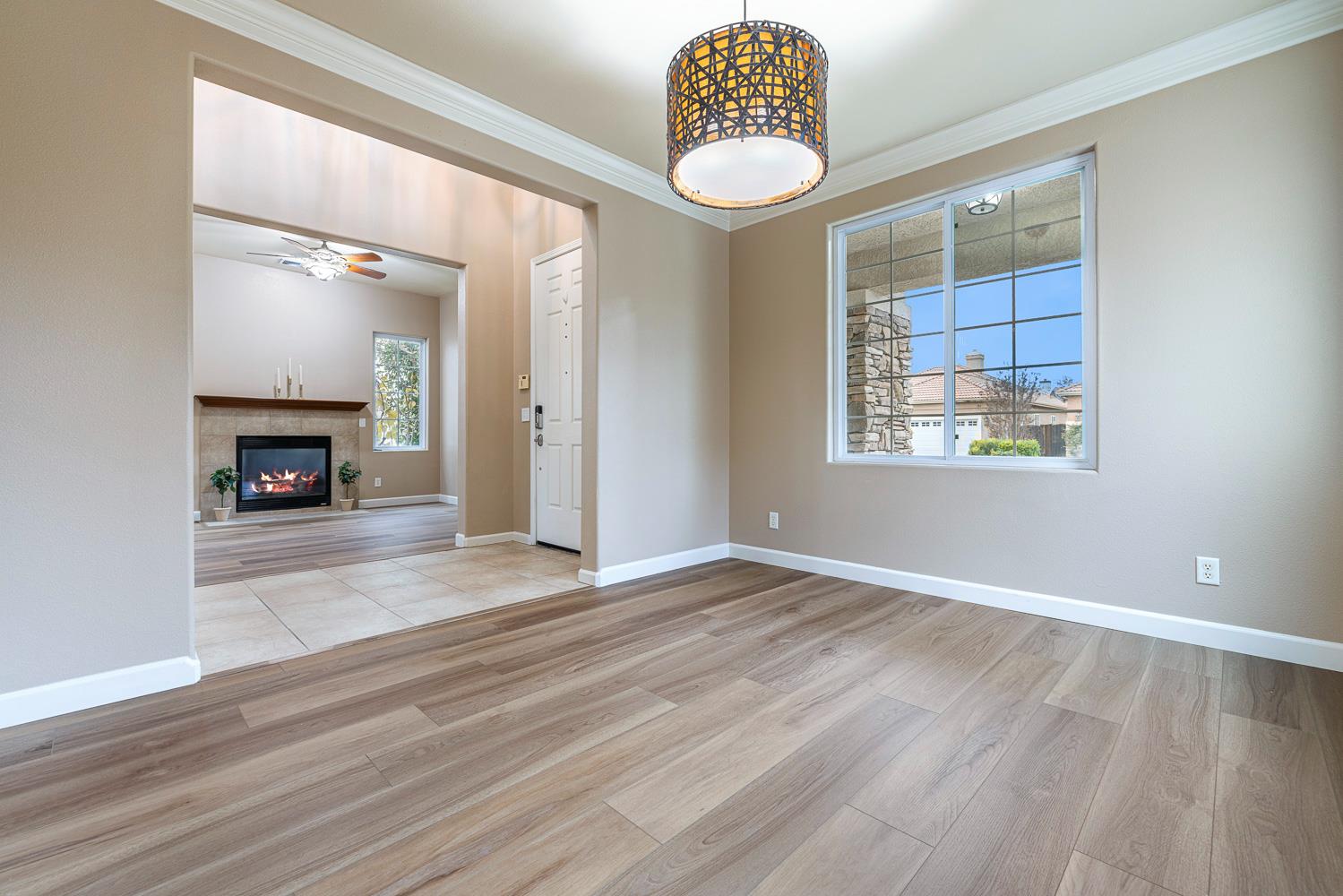 4674 N Arrow Ridge Way, Clovis, CA, 93619