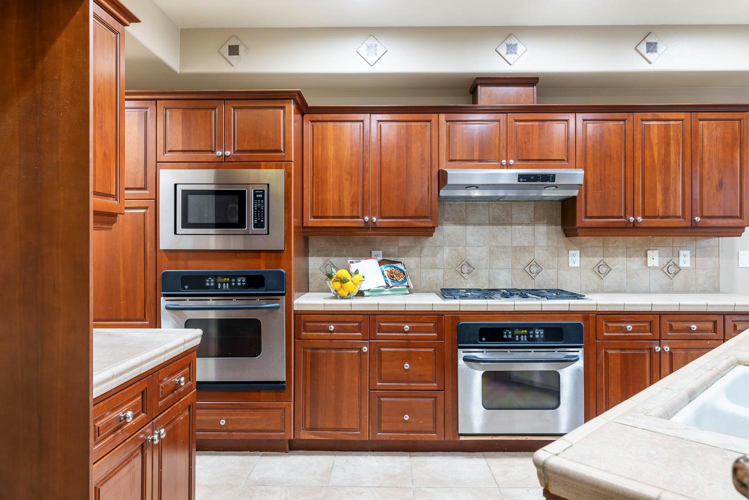 4674 N Arrow Ridge Way, Clovis, CA, 93619