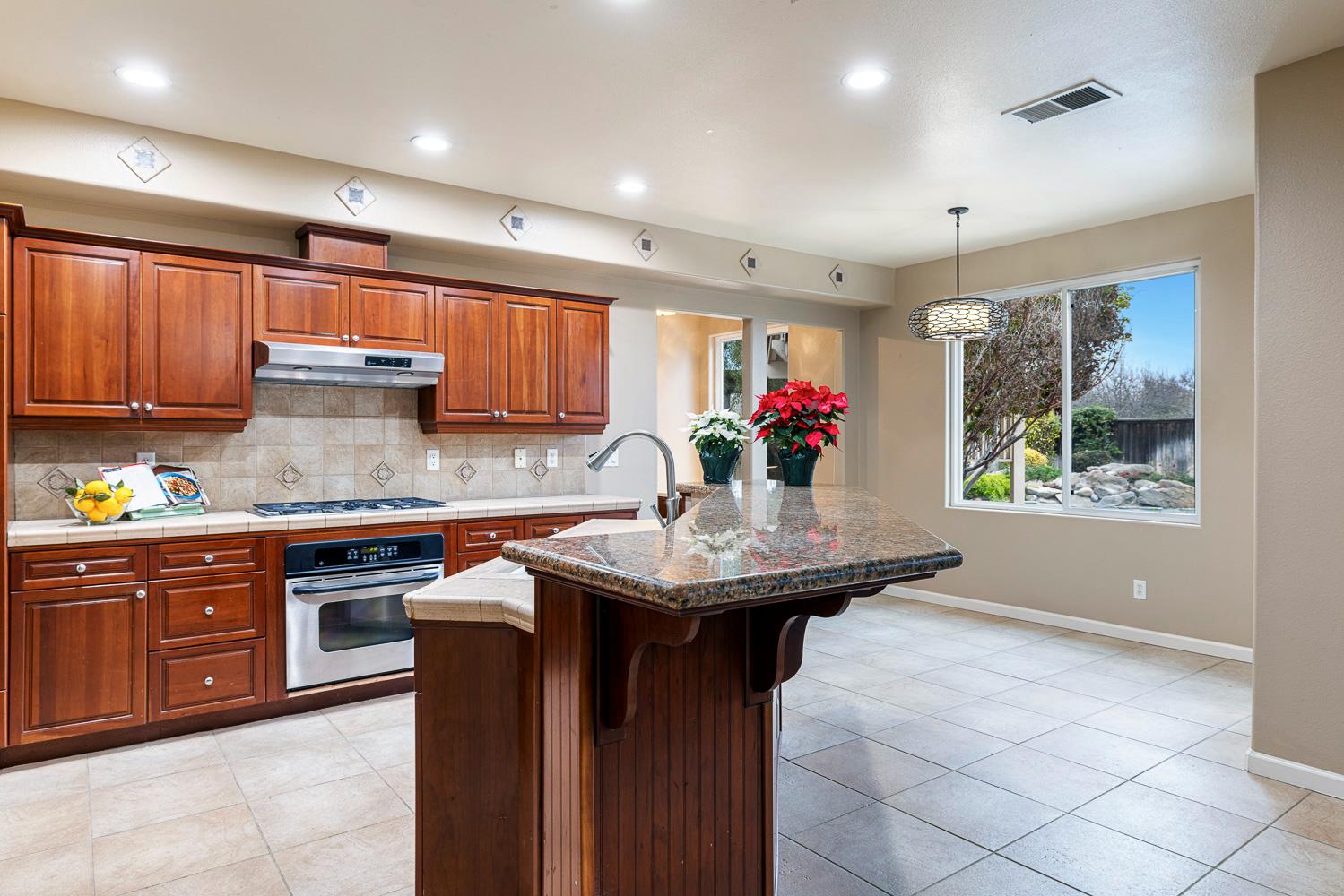 4674 N Arrow Ridge Way, Clovis, CA, 93619