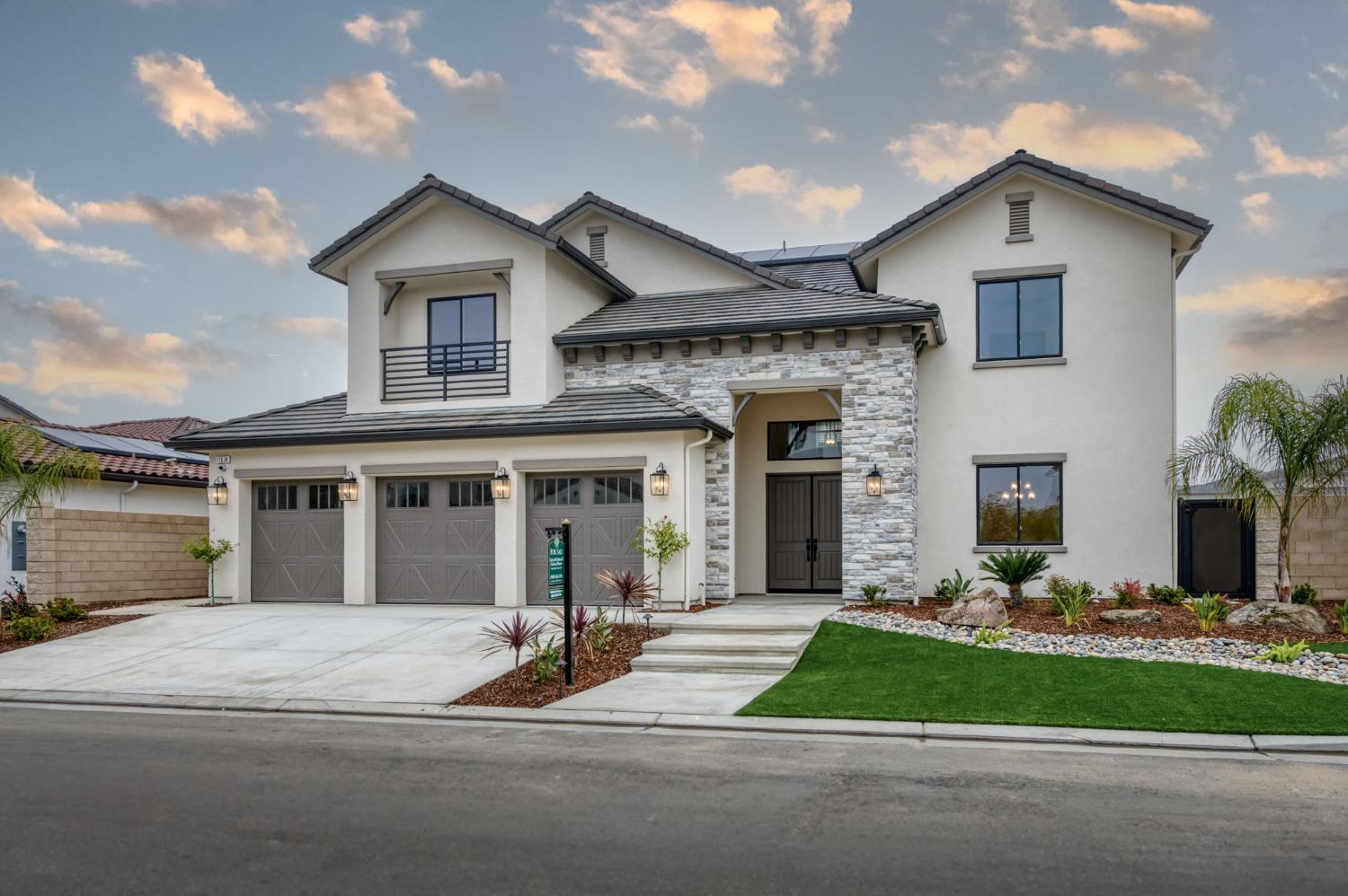 Single Family in Fresno - photo 3