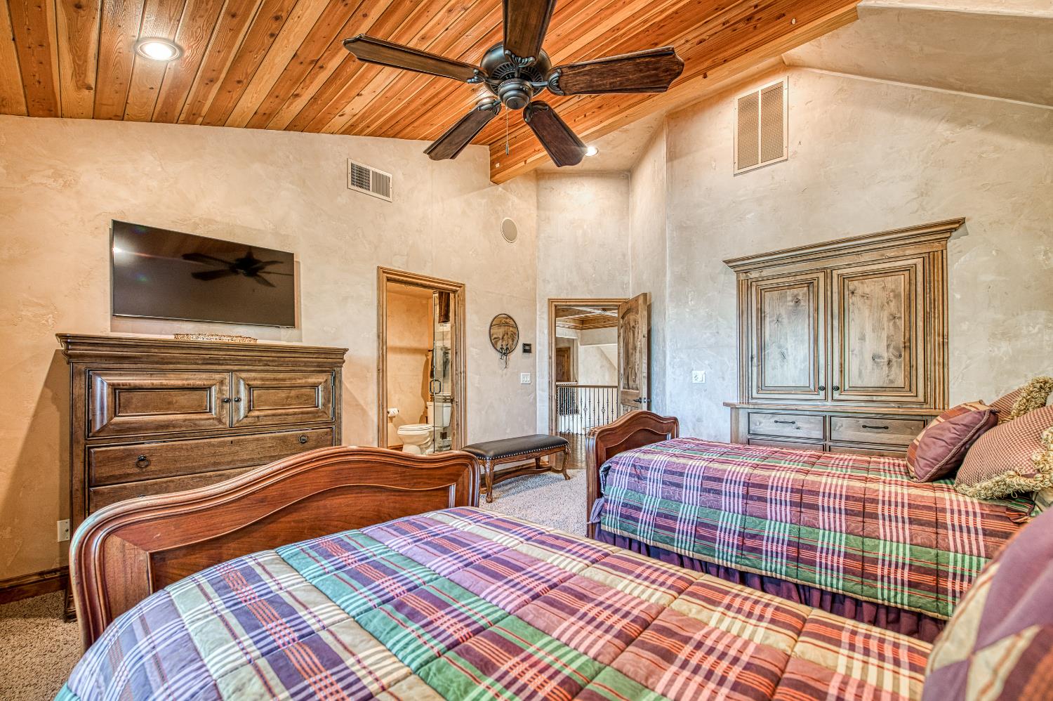 42555 Bretz Point Lane, Shaver Lake, CA, 93664