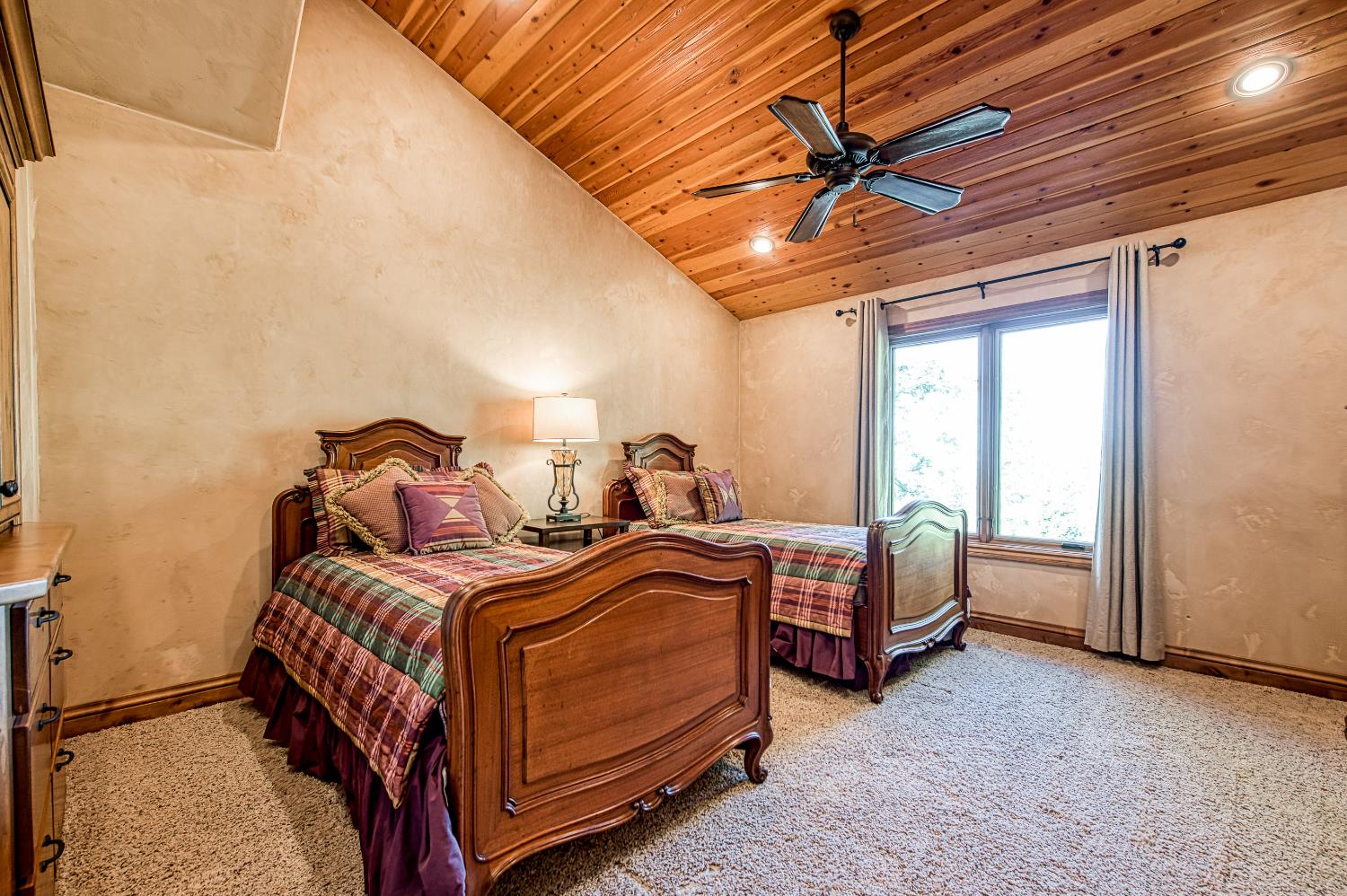 42555 Bretz Point Lane, Shaver Lake, CA, 93664