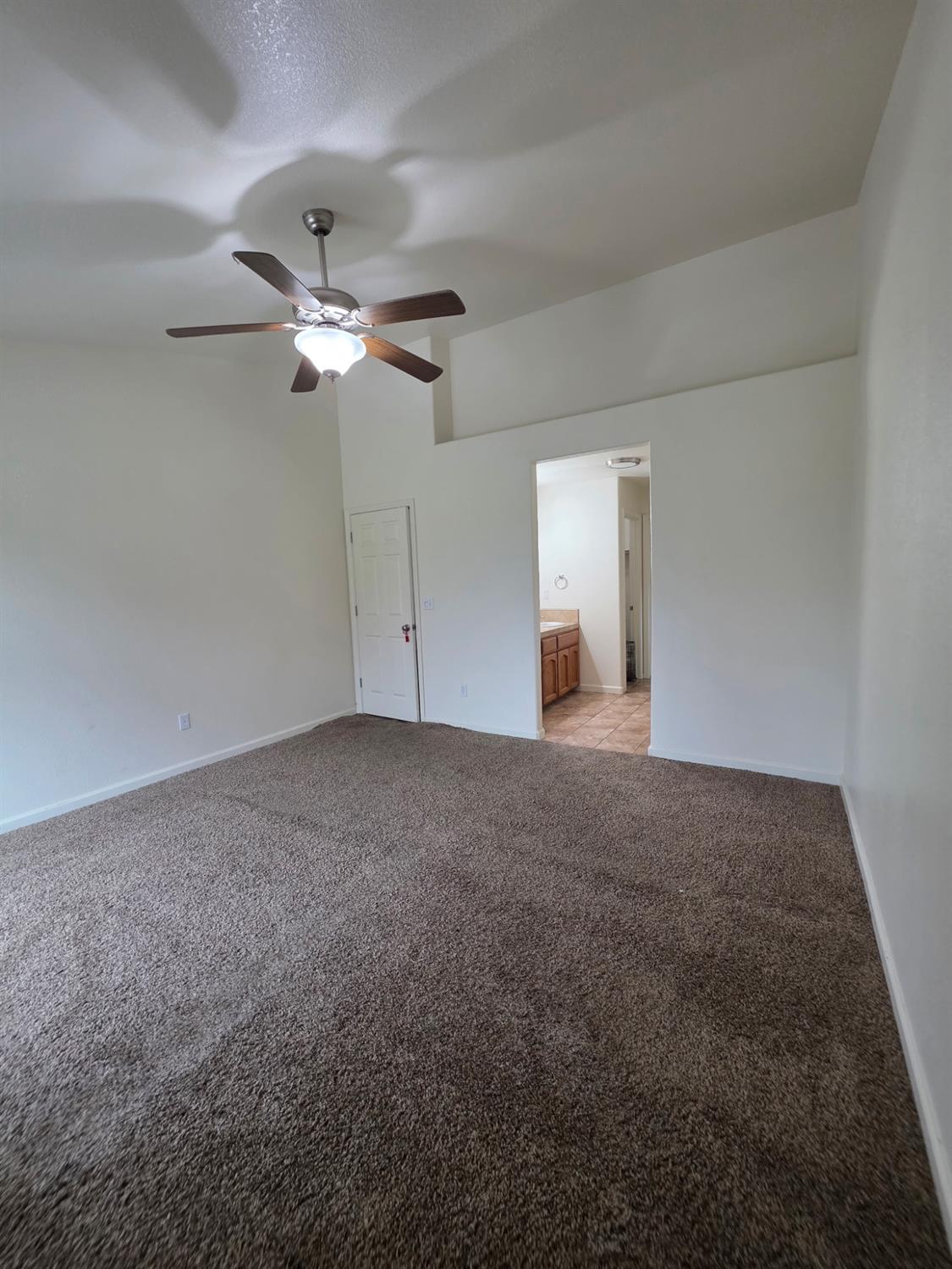 804 Morris Lane, Madera, CA, 93637