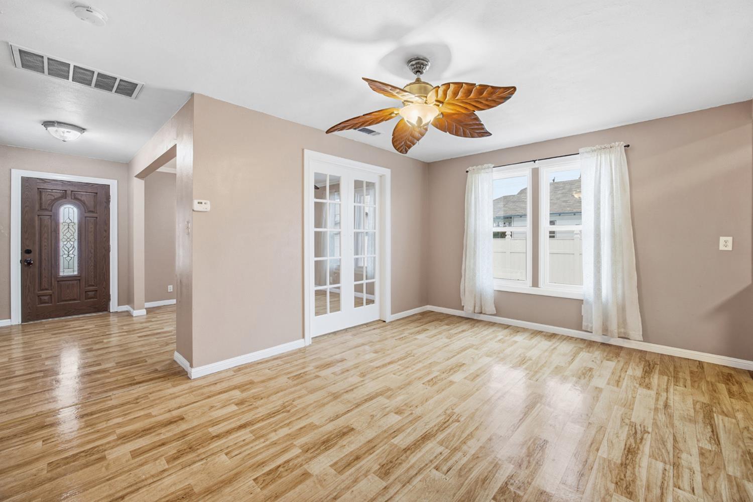 2538 N Thorne Avenue, Fresno, CA, 93704