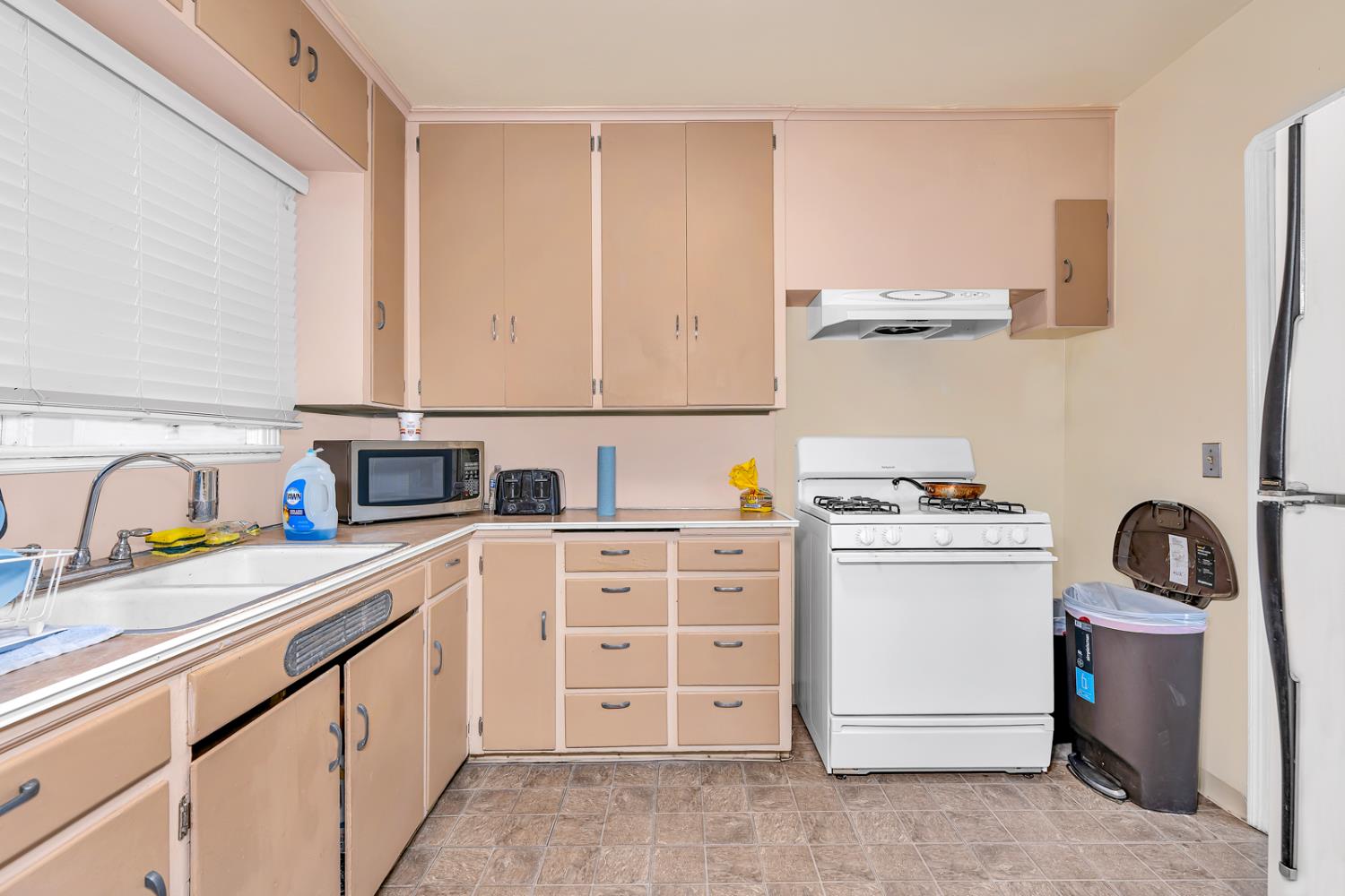 201 N I Street, Madera, CA, 93637