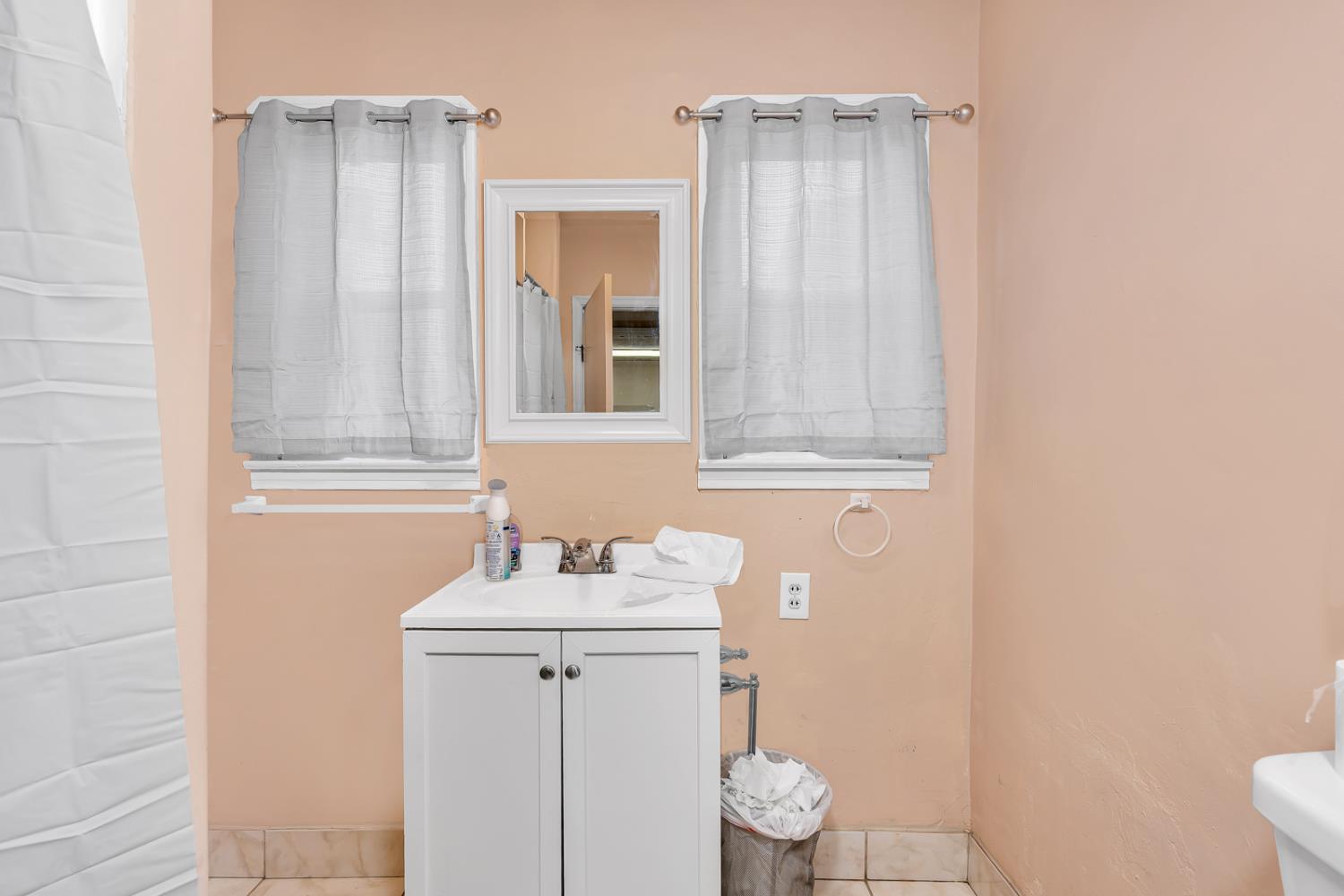 201 N I Street, Madera, CA, 93637