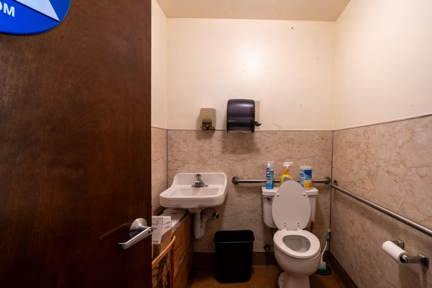 201 N I Street, Madera, CA, 93637